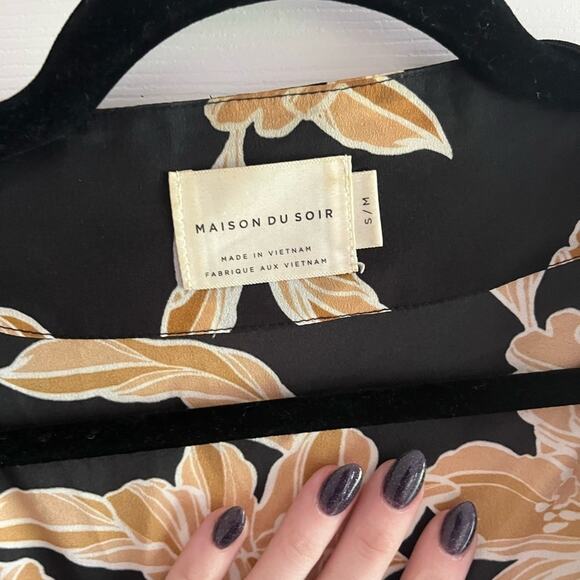 Estate Dark Floral Black and Gold Long Flowy Women's Duster Kimono Cardigan 6 - Picture 5 of 10